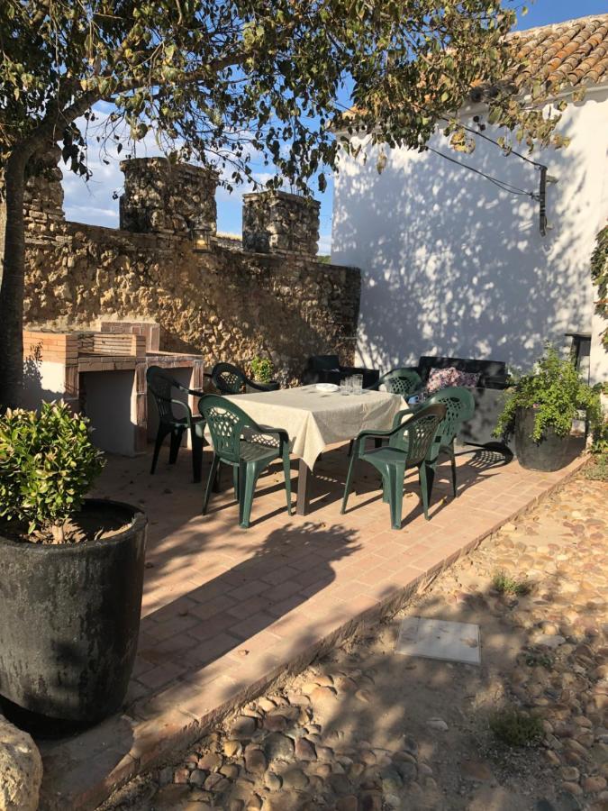 בית הארחה Almodóvar del Río 	Casa Del Almezo מראה חיצוני תמונה