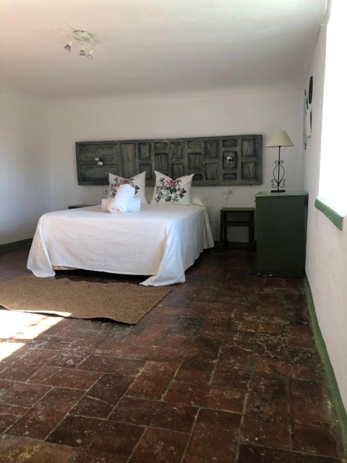 בית הארחה Almodóvar del Río 	Casa Del Almezo מראה חיצוני תמונה